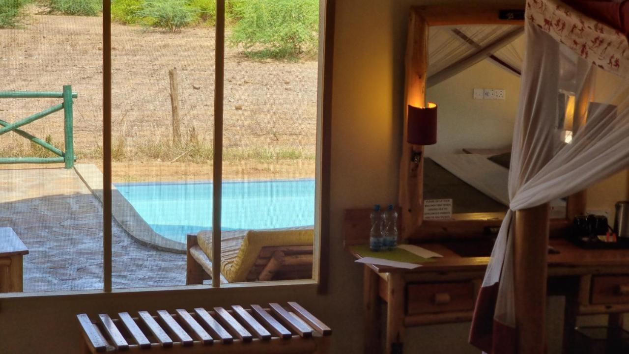 Hotel Manyatta Camp Voi Zewnętrze zdjęcie