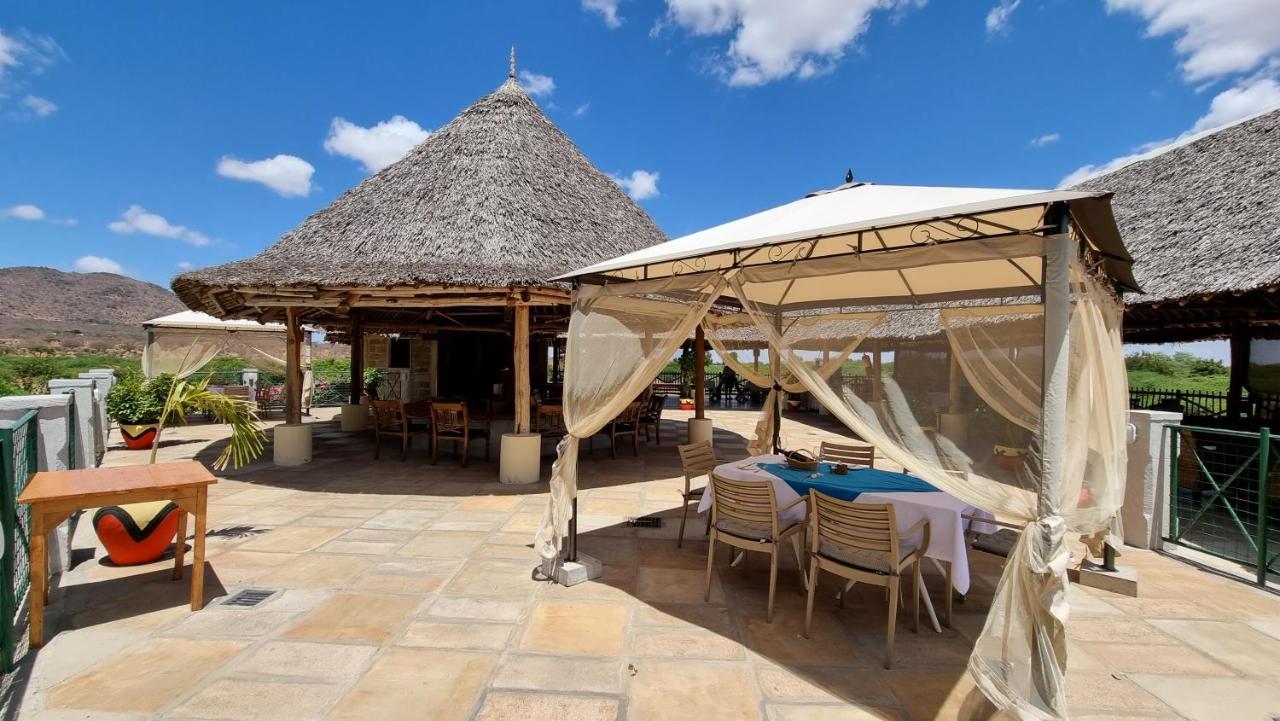 Hotel Manyatta Camp Voi Zewnętrze zdjęcie