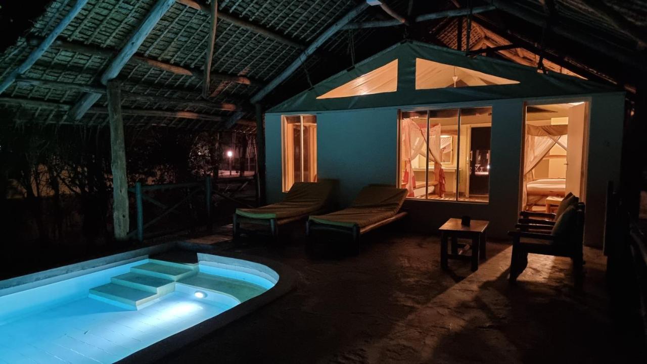 Hotel Manyatta Camp Voi Zewnętrze zdjęcie