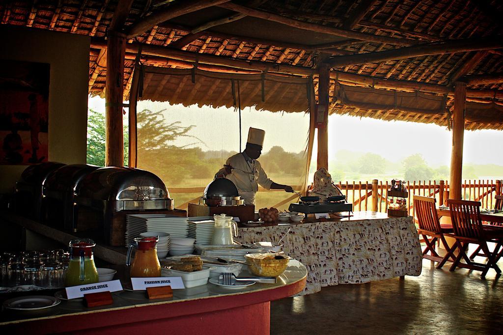 Hotel Manyatta Camp Voi Zewnętrze zdjęcie