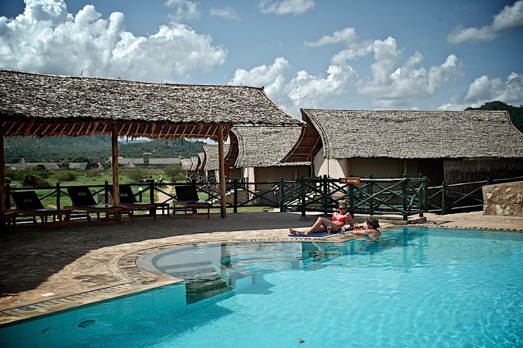Hotel Manyatta Camp Voi Zewnętrze zdjęcie