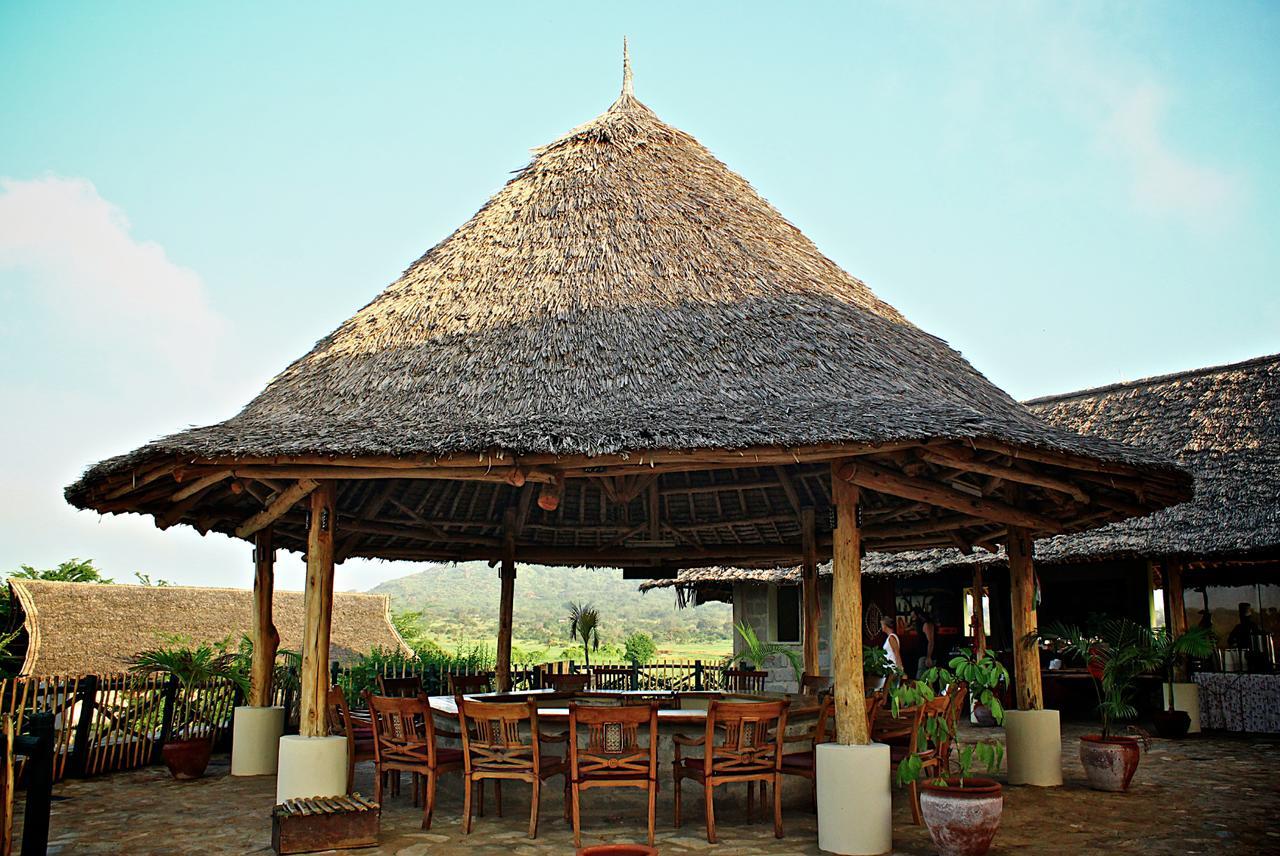 Hotel Manyatta Camp Voi Zewnętrze zdjęcie